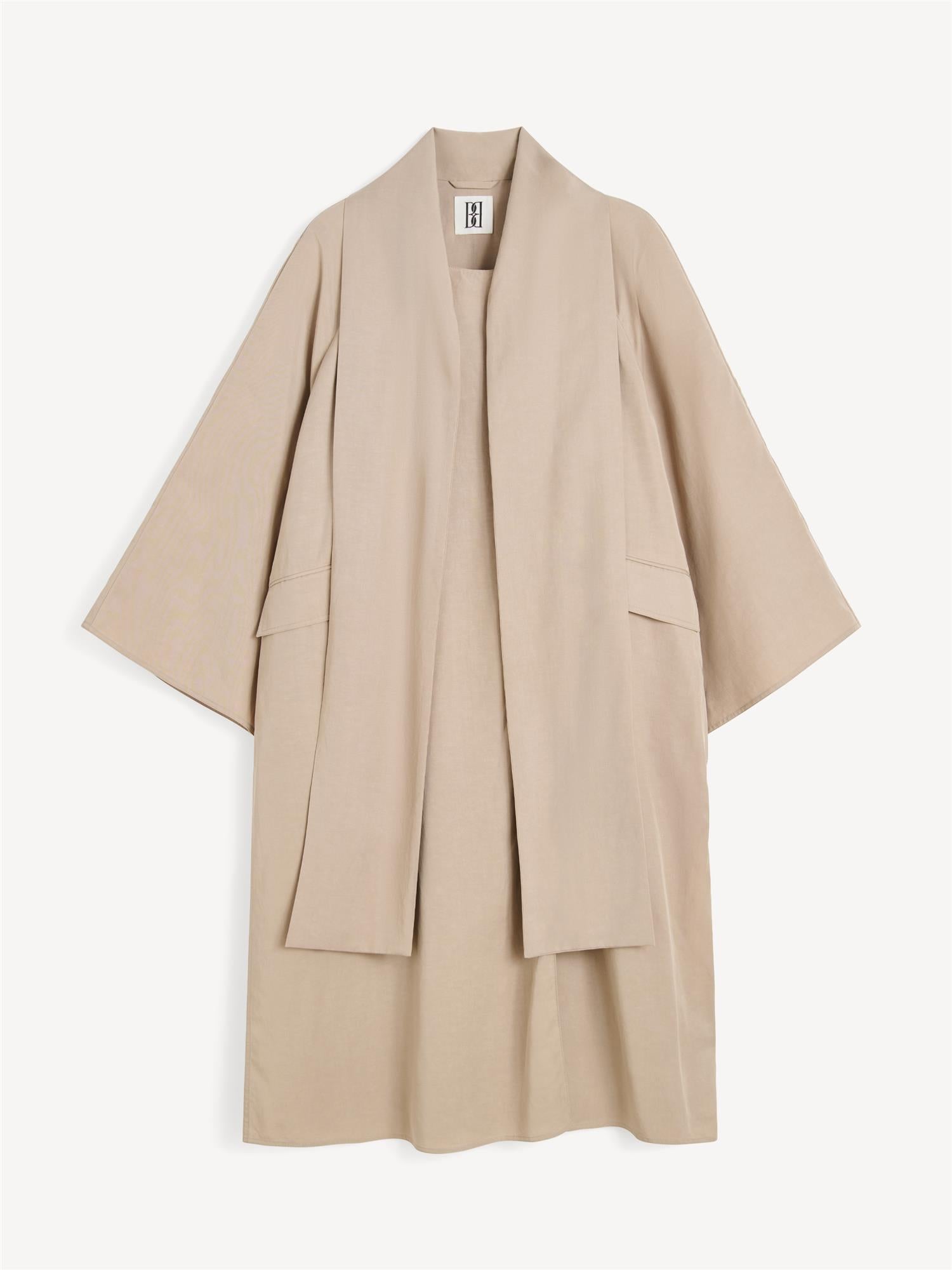 CAMPAGNA Trench Coat Beige