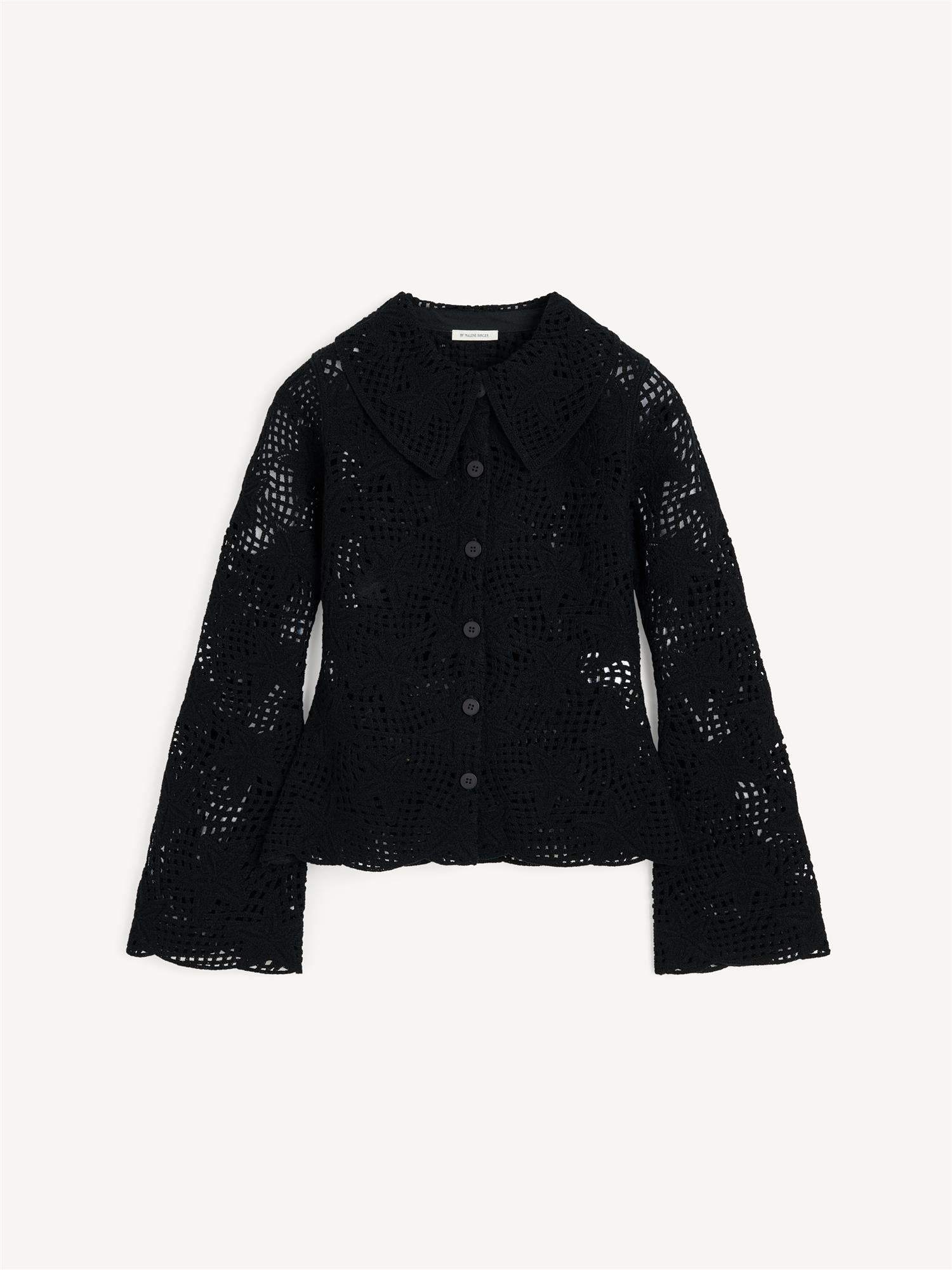 Sort heklet genser med sommerfuglmotiv og stor krage – By Malene Birger