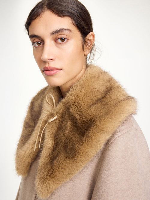 COWILLA Faux Fur skjerf Brun