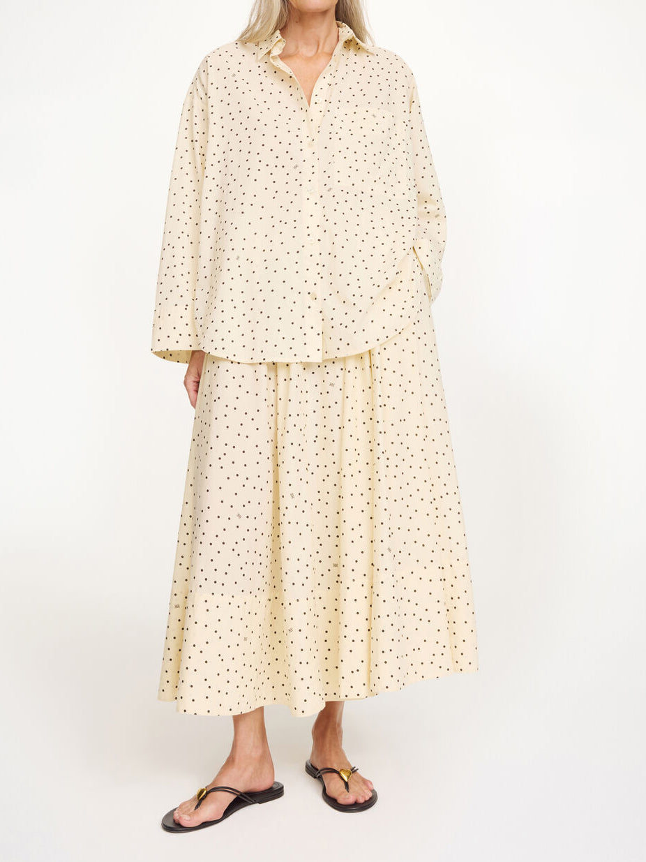 By Malene Birger Derris Voile lett polkadot-skjorte i organisk bomull med brystlomme.