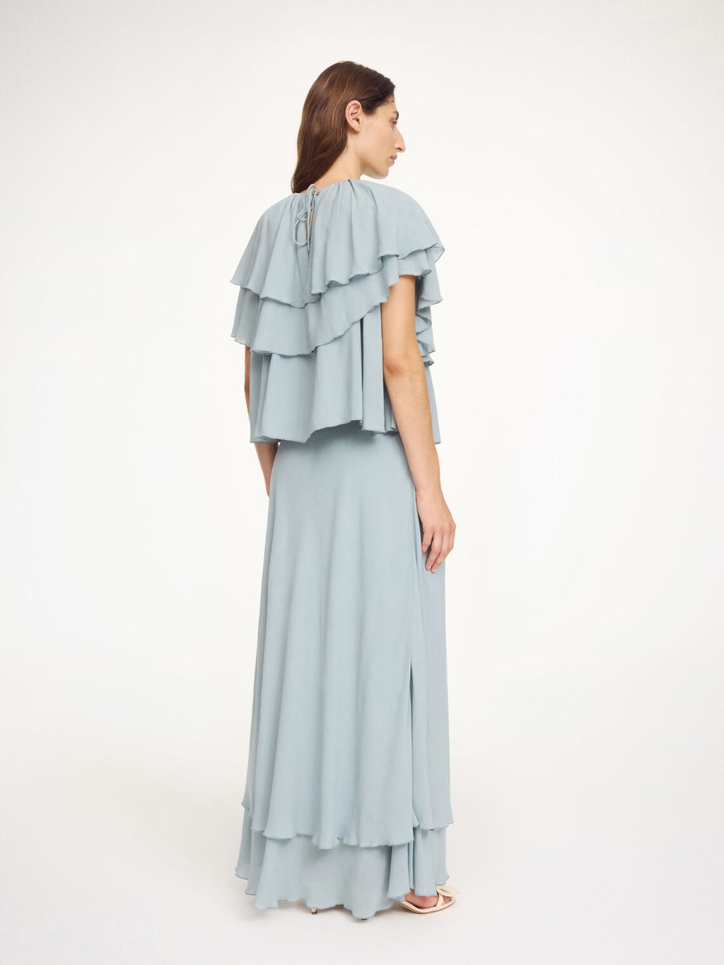 By Malene Birger Gurli lyseblå chiffon maxi-skjørt, detalj av halvtransparent lag-effekt.