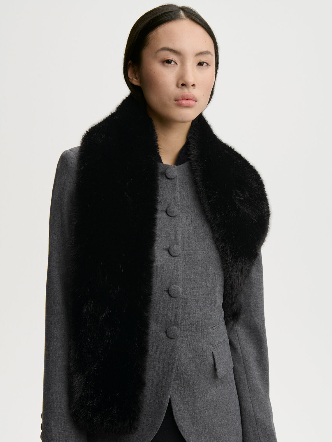 PELLA Faux Fur skjerf Sort