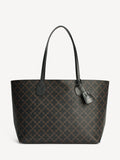 ABIGAIL veske fra By Malene Birger i fargen brun, laget i polyvinylklorid med Signature Flower print.