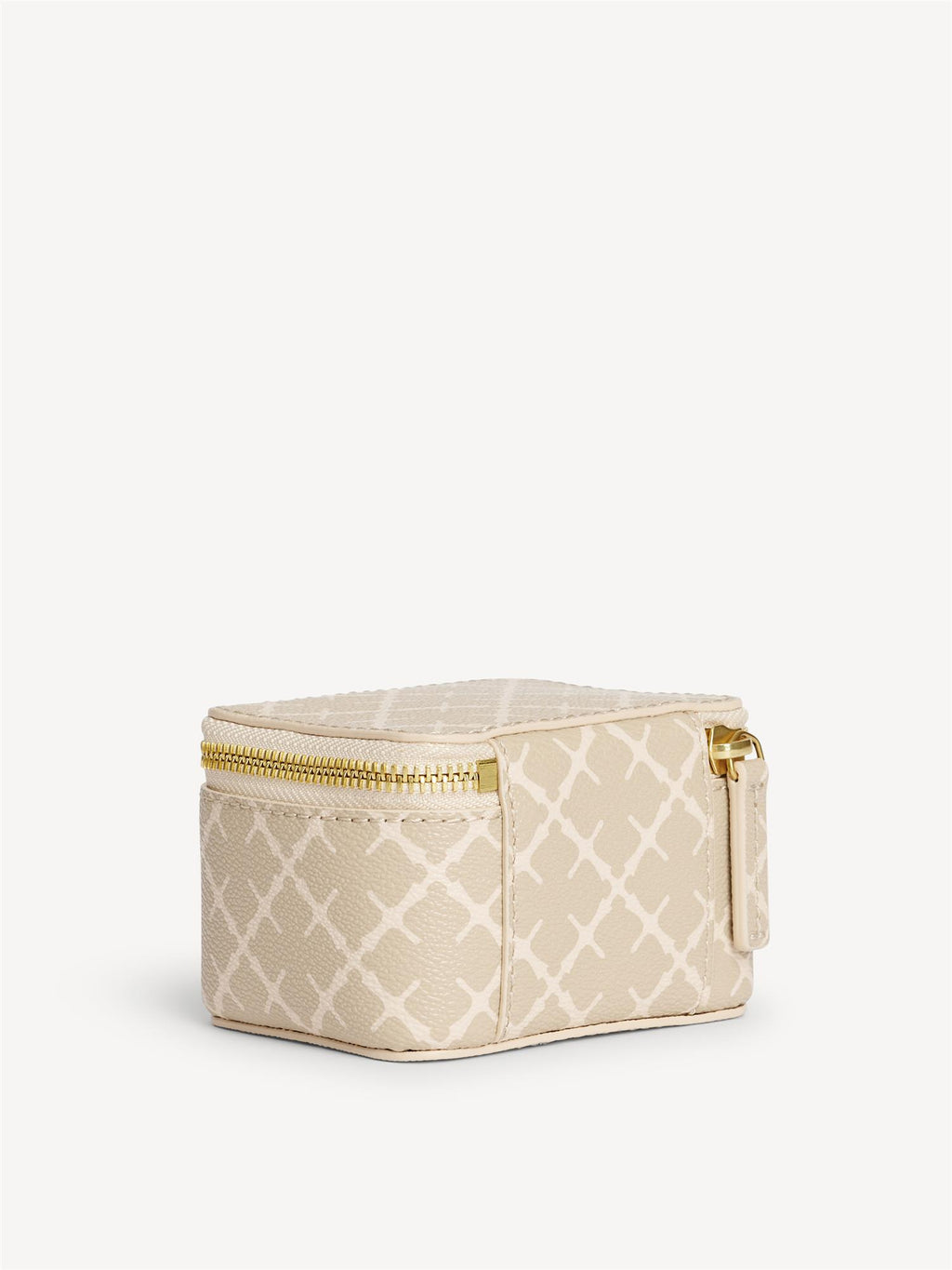 By Malene Birger Bae Bijoux reise smykkeskrin i beige, laget av polyvinylklorid med Signature Flower-print.