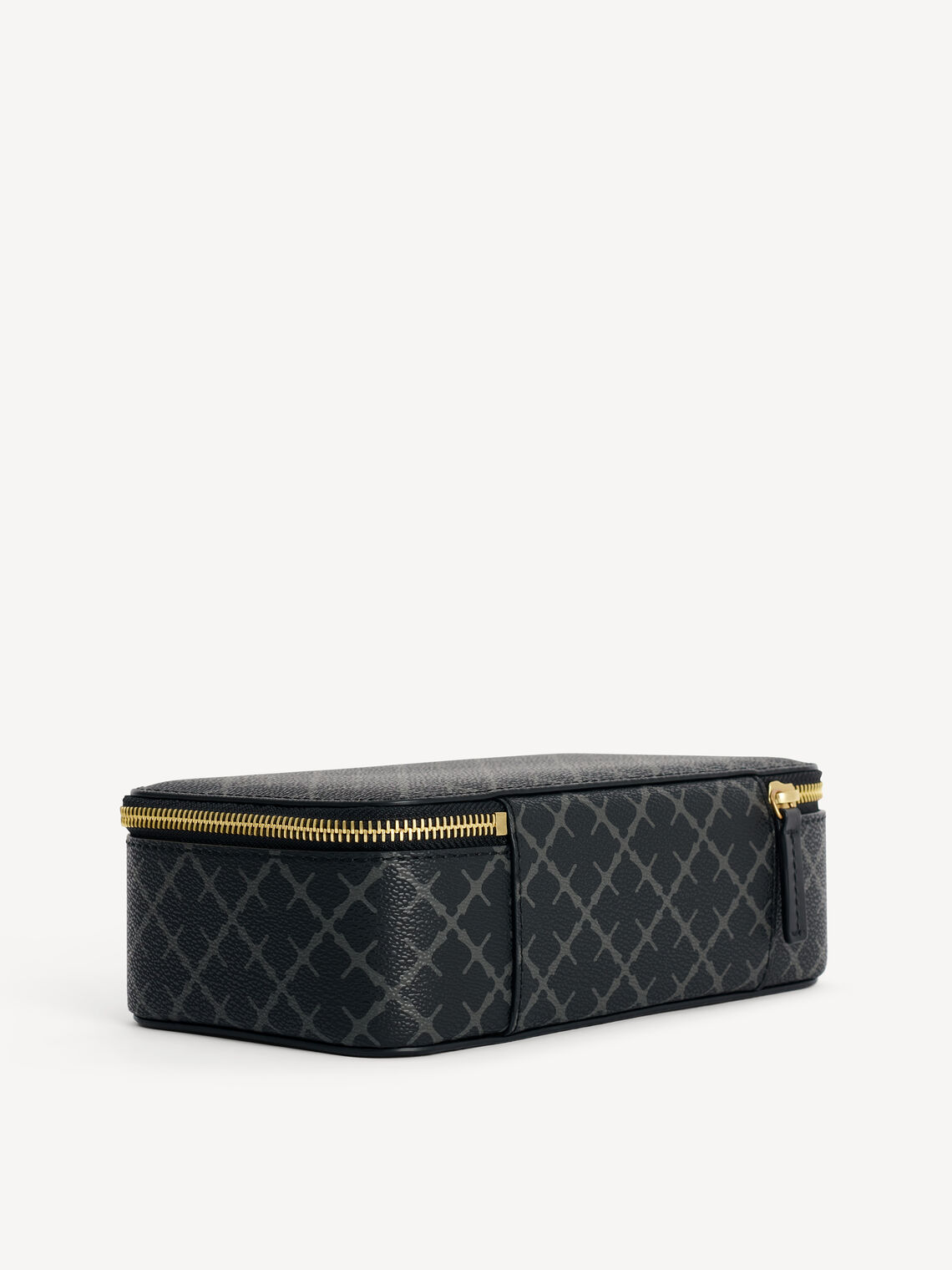 By Malene Birger Bae Makeup sminkeveske i grå, laget av polyvinylklorid med Signature Flower-print.