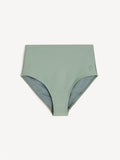 BELIRA bikinitruse fra By Malene Birger i grønn. Laget i resirkulert polyamide og elastane. Høyt liv og flatterende passform.