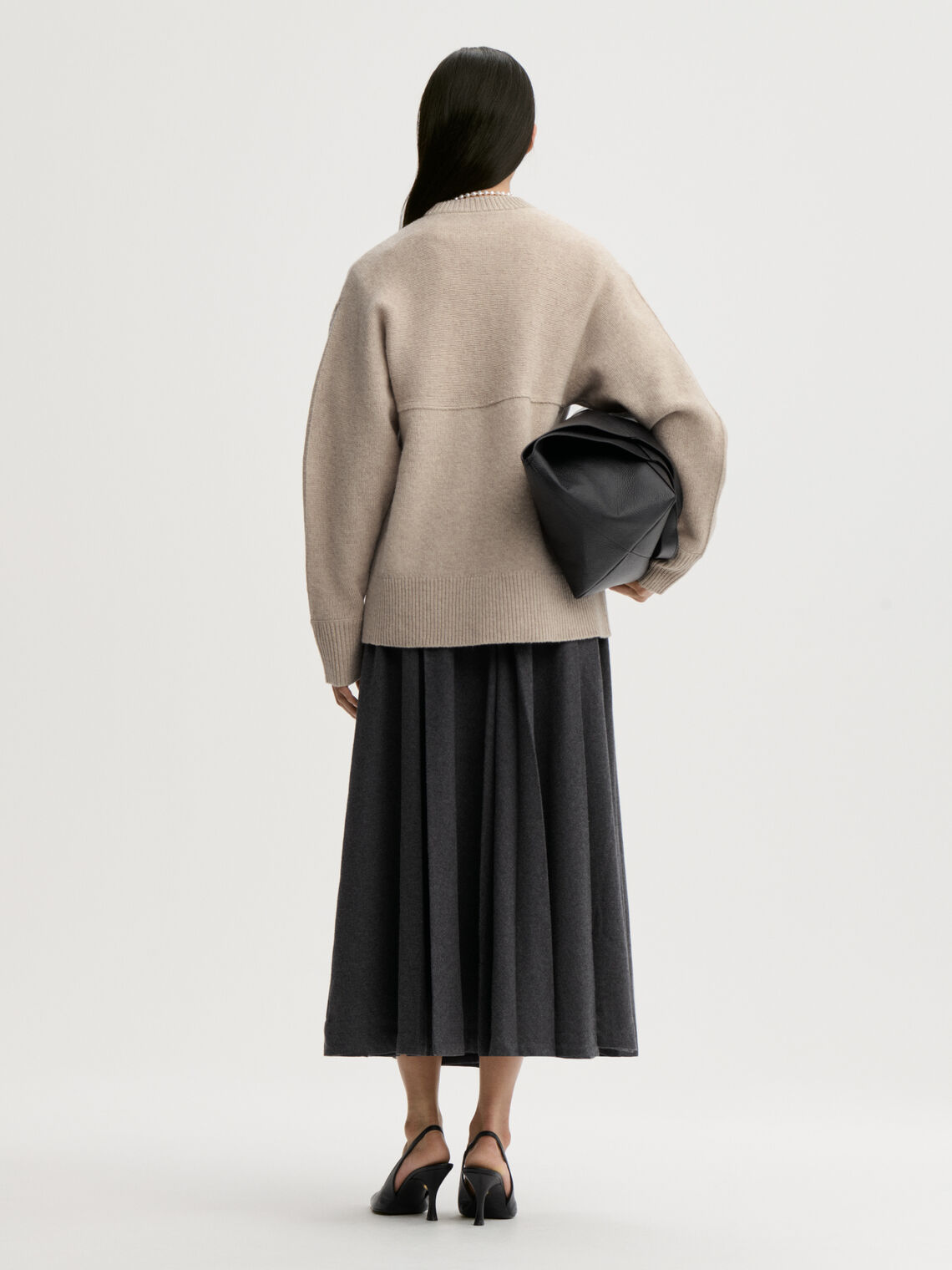 BRADLEY genser fra By Malene Birger i fargen beige, laget i 100% ull.