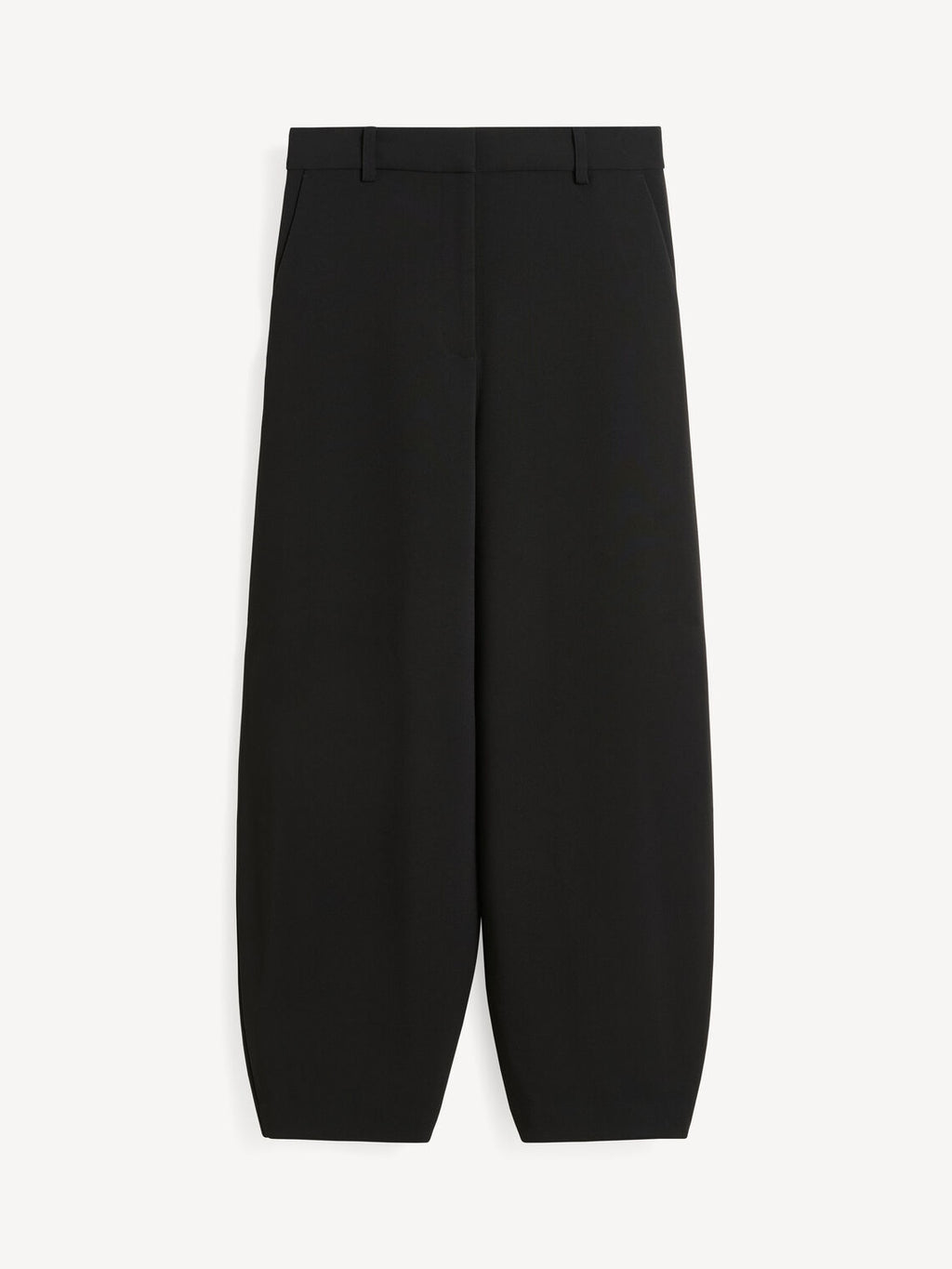 By Malene Birger Carlien bukse i sort, med en flatterende, kongle-formet shape og høyt liv.