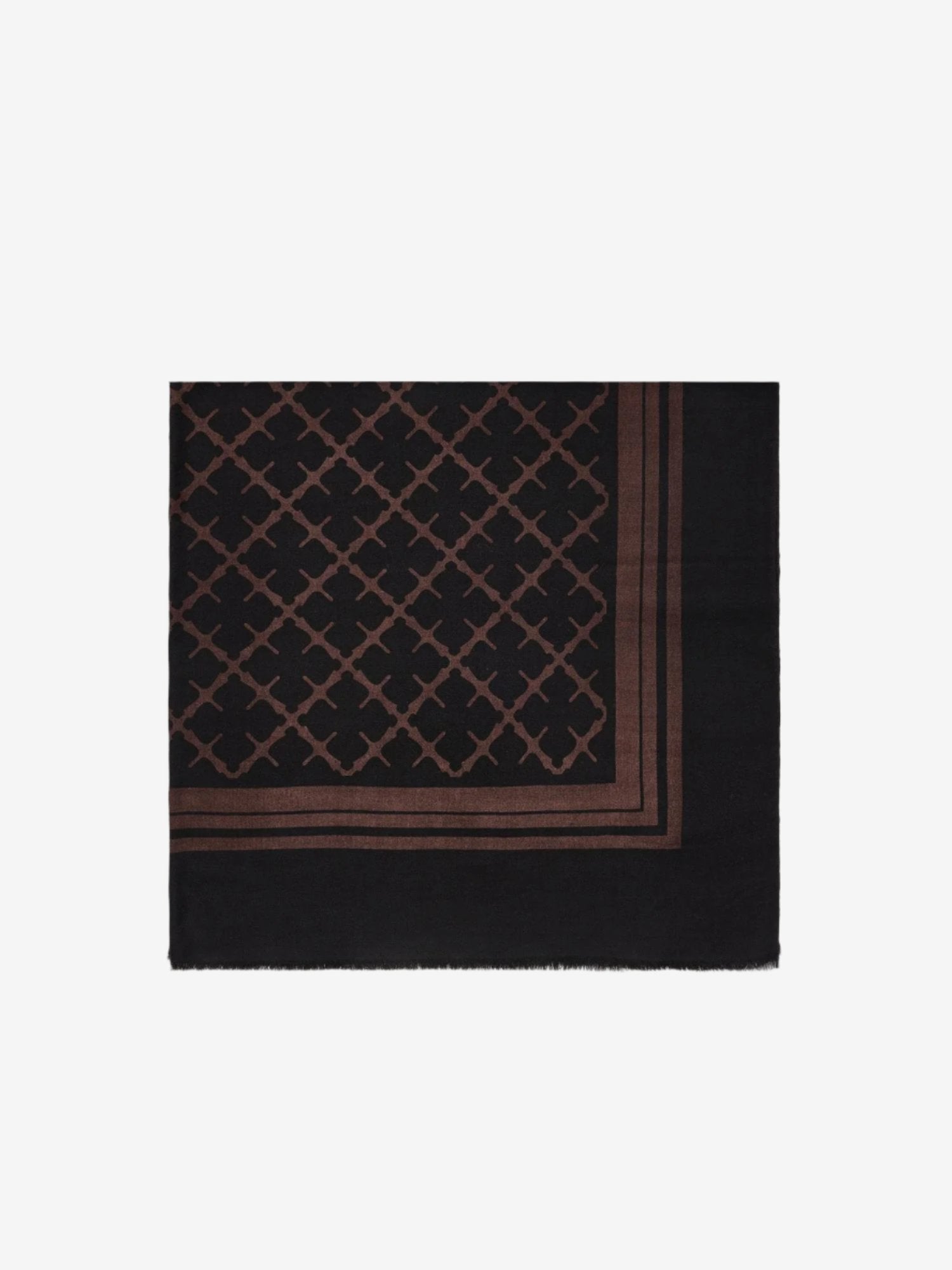 By Malene Birger Cornelis skjerf i mørkebrun, laget av 100% ull med Signature Flower-print og små frynser på sidene.