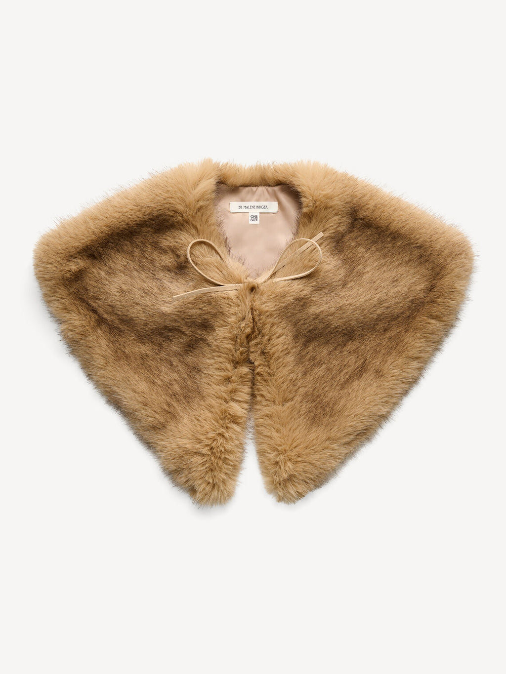 COWILLA skjerf fra By Malene Birger i fargen brun, laget i kunstpels.