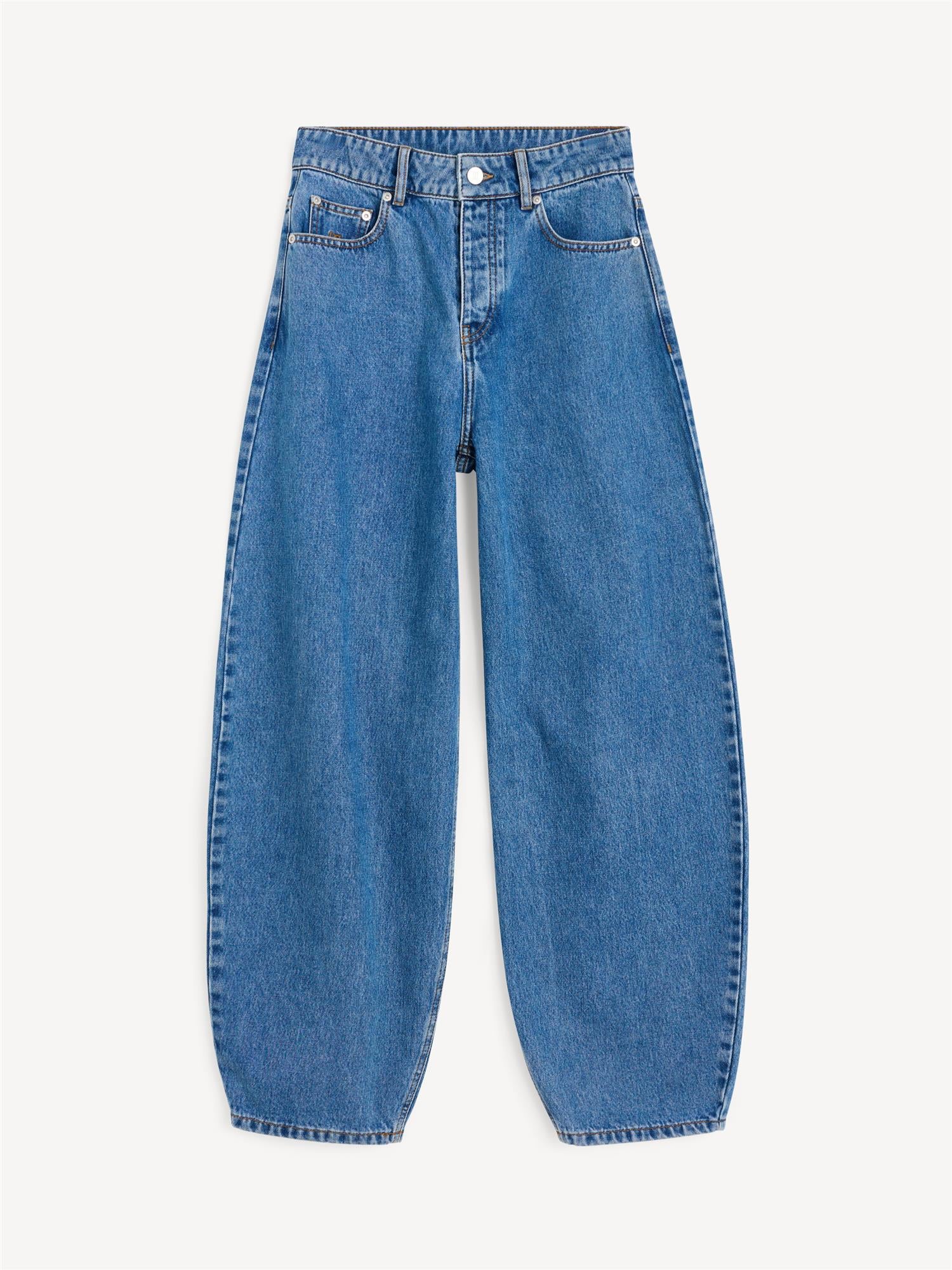 DALLAS jeans fra By Malene Birger i fargen blå, laget i organisk bomull.