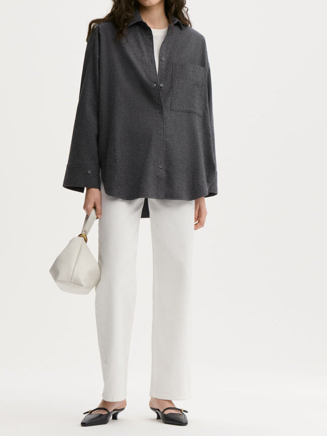 DERRIS FLANNEL skjorte fra By Malene Birger i fargen mørkegrå, laget i flanellbomull.