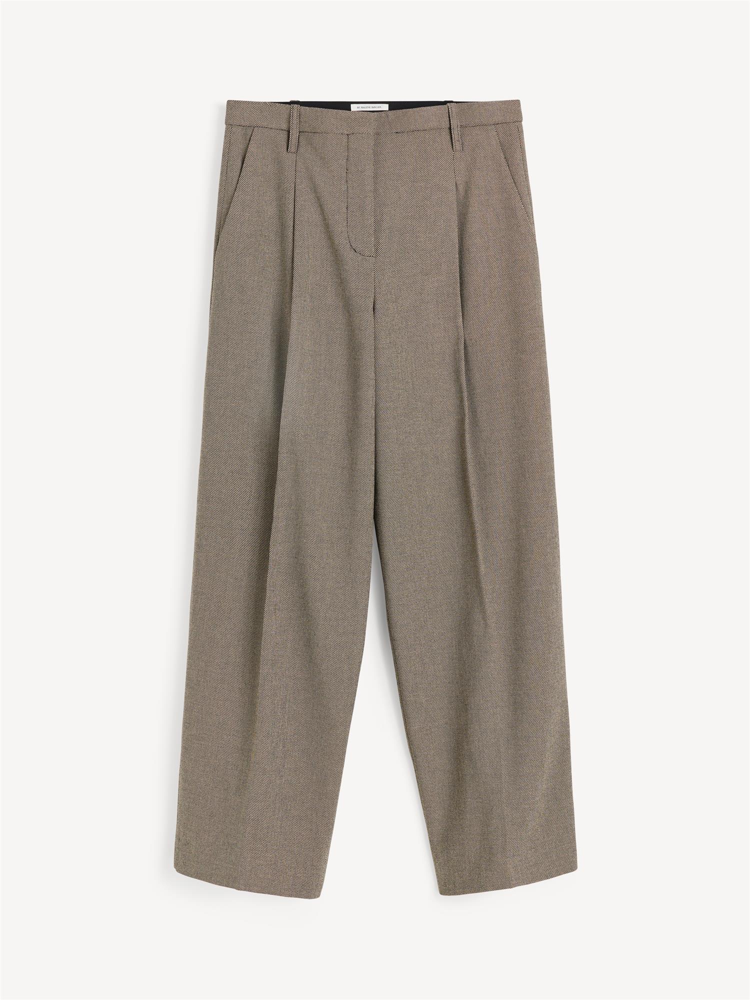 By Malene Birger Elsa dressbukse i brun, med en stilig melering og struktur, laget av polyester, viskose og elastan.