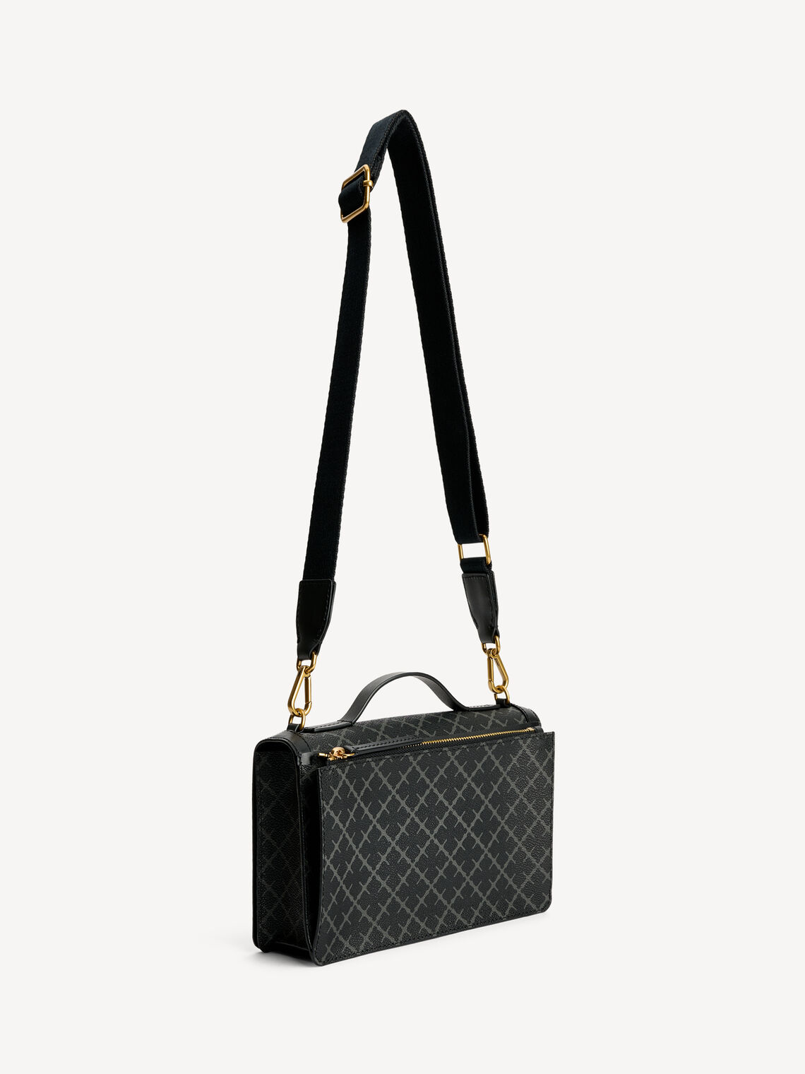 LOENNAS cross-over veske fra By Malene Birger i fargen grå, laget i PVC med skinndetaljer. Sett fra siden.