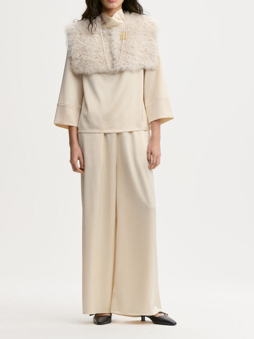 LOUIS bukse fra By Malene Birger i fargen kremfarget, laget i sateng.