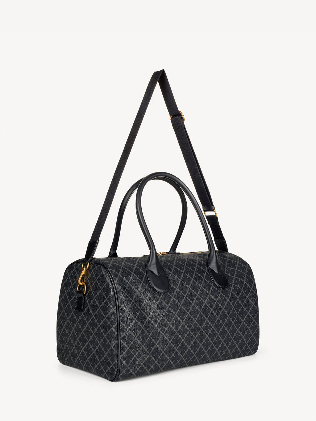 LULLU SMALL weekendbag i grå polyvinylklorid – sett fra siden med skulderreim