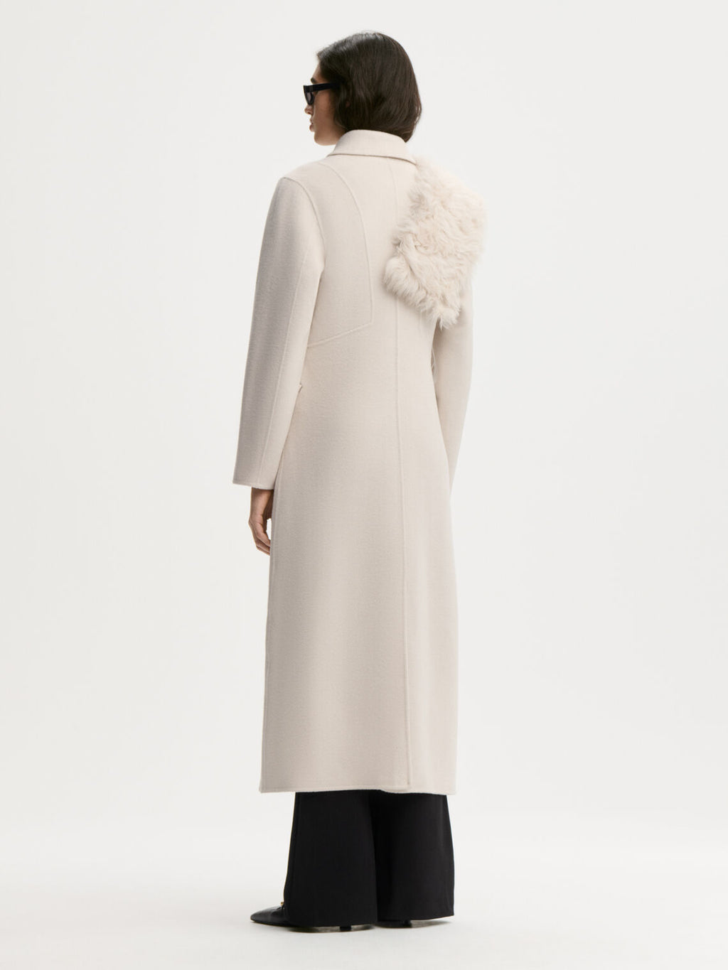 MAGDALENA kåpe fra By Malene Birger i fargen kremhvit, laget i 100% ull.