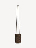 By Malene Birger Mari Phone mobilveske, laget av en blanding av bomull og resirkulert polyester, med monogram-print.