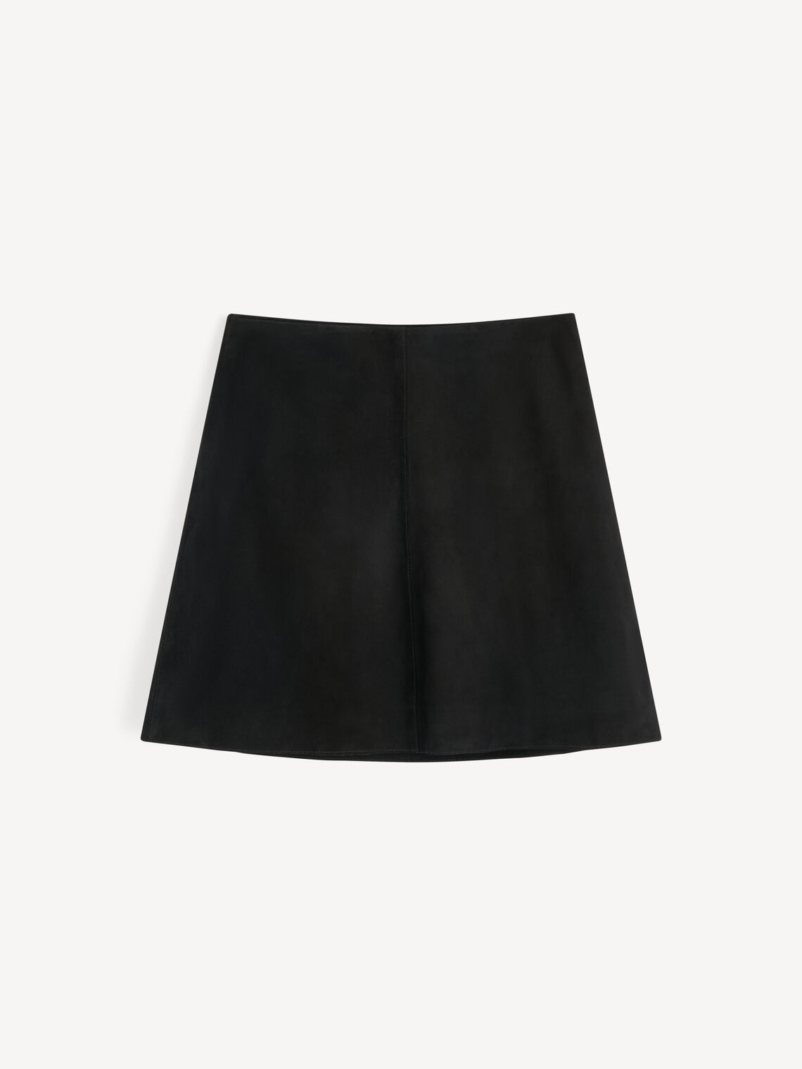 By Malene Birger Nola Suede mini-skjørt i sort semsket geiteskinn med glidelås i siden, foret.