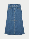 By Malene Birger Solene denim-skjørt i blå organisk bomull med A-linjet silhuett og 5 lommer.