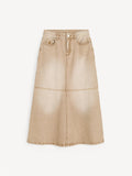 SOLENE DENIM skjørt fra By Malene Birger i fargen vasket beige, laget i denim av organisk bomull.