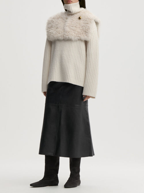 SOLENE skjørt fra By Malene Birger i fargen sort, laget i skinn.