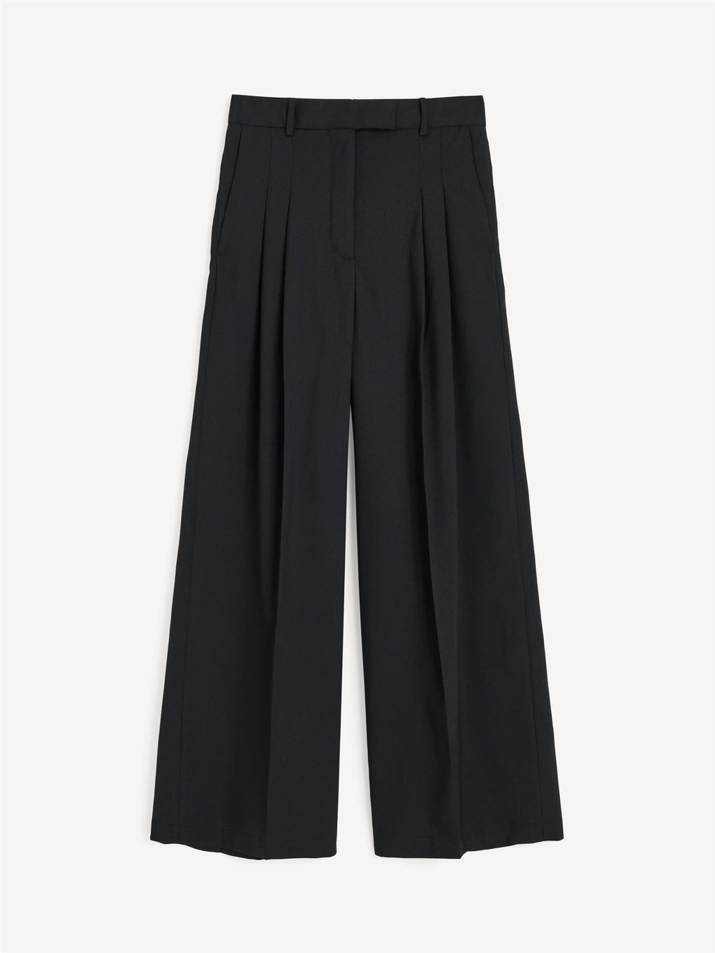 TAALIA bukse fra By Malene Birger i fargen sort, laget i polyester og viskose. Avslappet passform med høyt liv og vide ben.