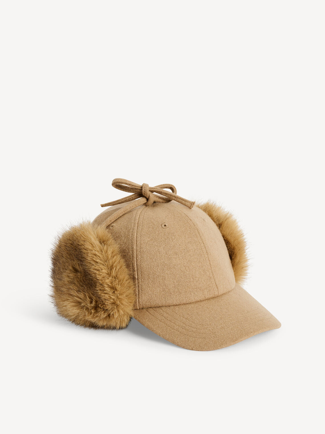TANNA caps fra By Malene Birger i fargen brun, laget i ull og polyester. Faux fur-ørelapper og justerbare stropper.