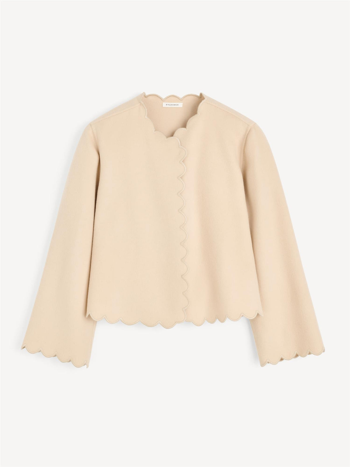 Kremfarget jakke i 100% ull, elegant passform, feminine detaljer