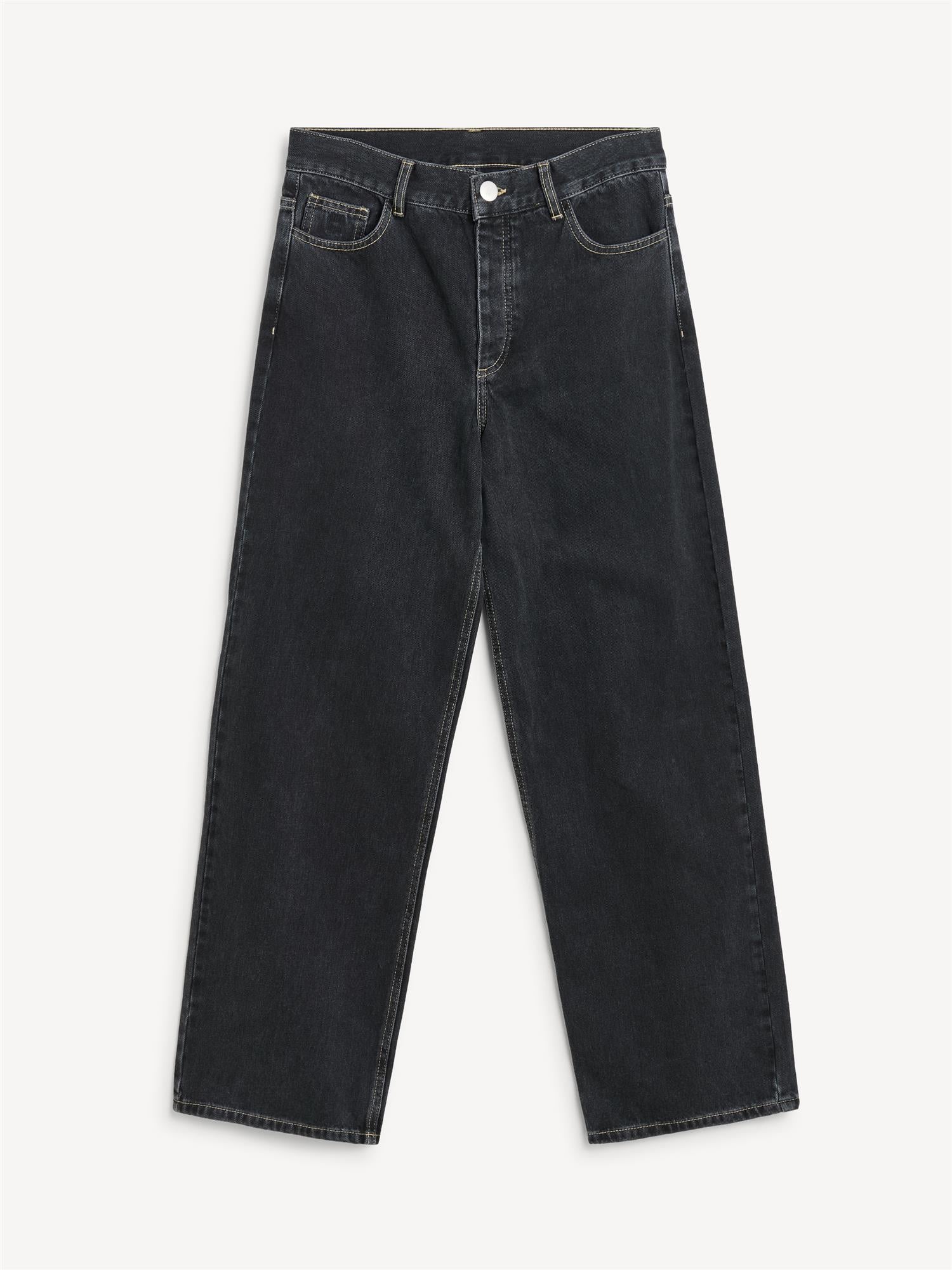 By Malene Birger Vinola jeans i sort, laget av 100% organisk bomull med en løs passform.