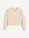 Kremfarget PERNILLE cardigan i mohair-mix med knapper i front, bjelleermer og myk, varm passform.