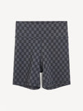By Malene Birger SIOLA treningsshorts i mørkegrå resirkulert polyamid og elastane, slim-fit passform med monogram-print og elastisk linning.