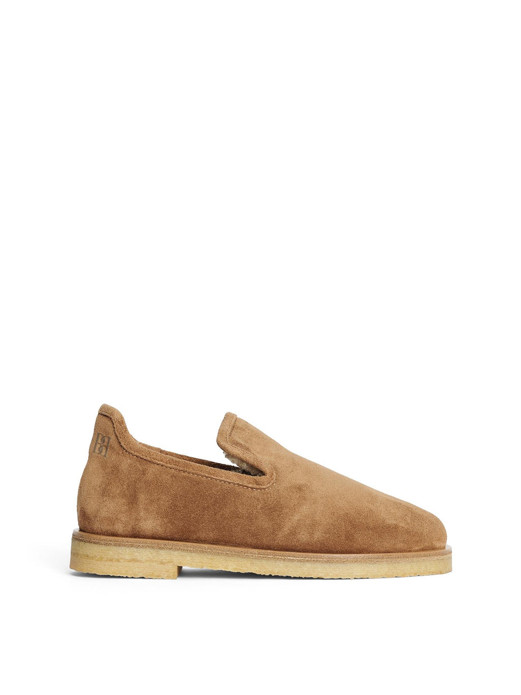 By Malene Birger Romine loafers i brun kuskinn, foret med sherling og med rund tå.